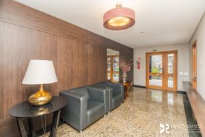 Image 15 - 310845