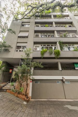 Image 16 - 885603