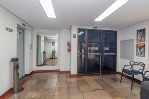 Image 24 - 900663