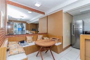 Image 41 - 305810
