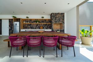 Image 12 - 76356