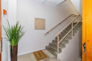 Image 38 - 900771