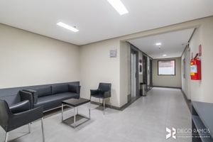 Image 19 - 193907