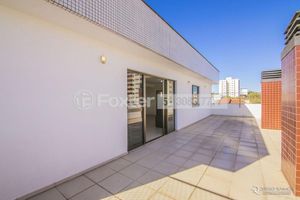 Image 32 - 851687