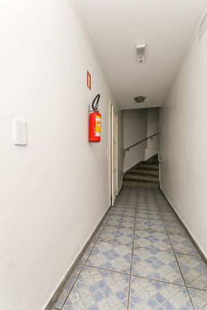 Image 20 - 222232