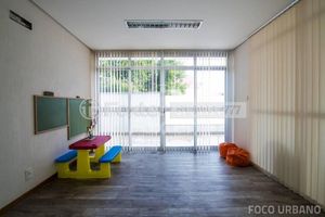 Image 14 - 373271