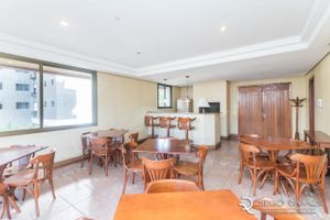 Image 11 - 7873