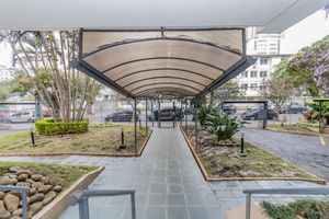 Image 37 - 855064