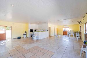 Image 33 - 930327