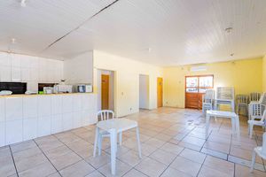 Image 36 - 930327
