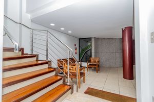 Image 27 - 185305