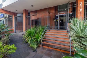 Image 8 - 171750