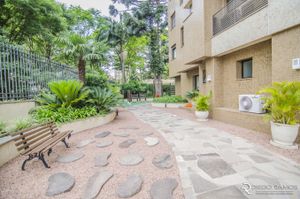 Image 15 - 8059