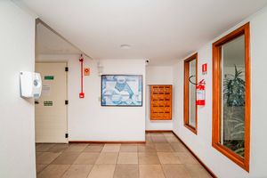 Image 36 - 935221