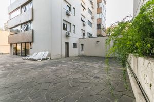 Image 9 - 8087