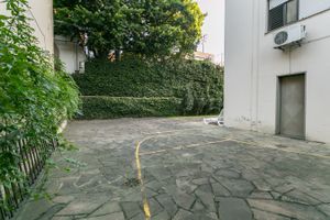 Image 8 - 8087