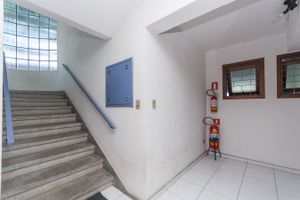 Image 21 - 511988