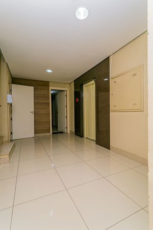 Image 3 - 8173
