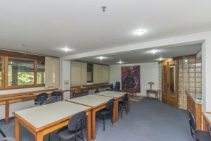 Image 9 - 8245