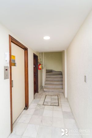 Image 44 - 164013