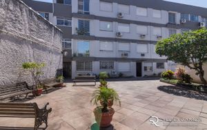 Image 1 - 8285