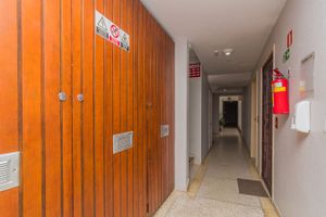 Image 3 - 8285