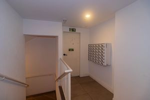 Image 44 - 164253