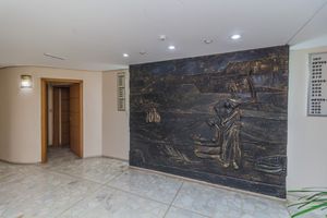 Image 45 - 812226