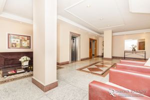 Image 6 - 8457