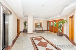Image 8 - 8457
