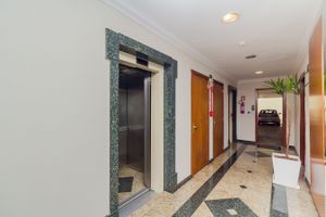Image 14 - 842364