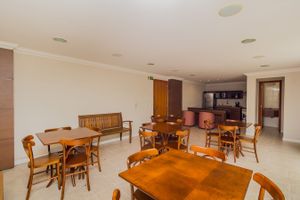 Image 18 - 842364