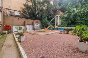 Image 35 - 884634