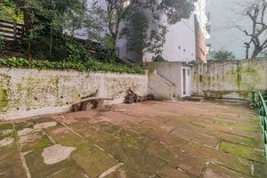 Image 39 - 884634