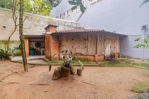 Image 45 - 884634