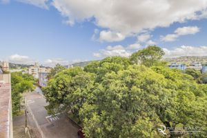 Image 37 - 899139