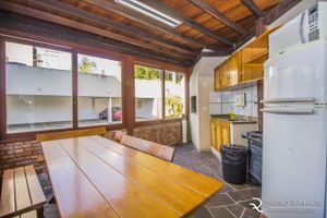 Image 33 - 655034