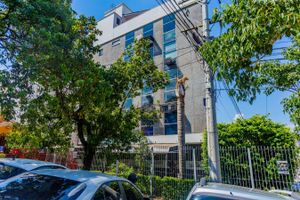 Image 1 - 8646