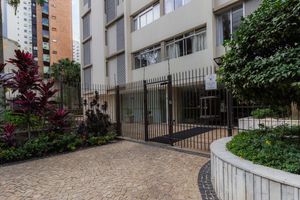 Image 42 - 876067