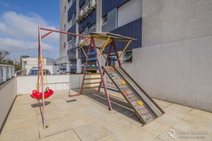 Image 7 - 886