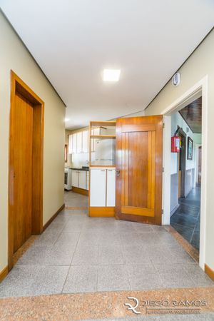 Image 60 - 221414