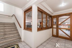 Image 35 - 236618
