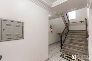 Image 36 - 236618