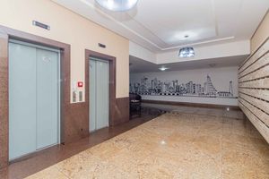 Image 7 - 8978