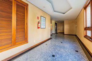 Image 69 - 933539