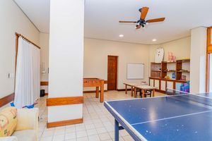 Image 30 - 9082