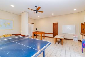 Image 31 - 9082
