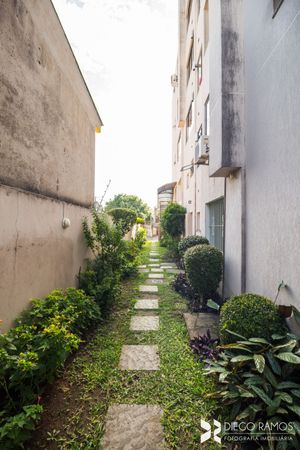 Image 38 - 758247