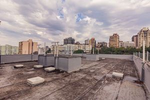 Image 37 - 896694