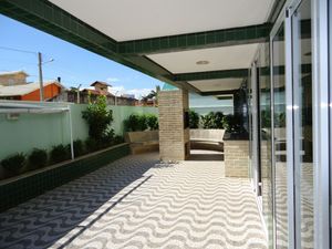 Image 8 - 9465